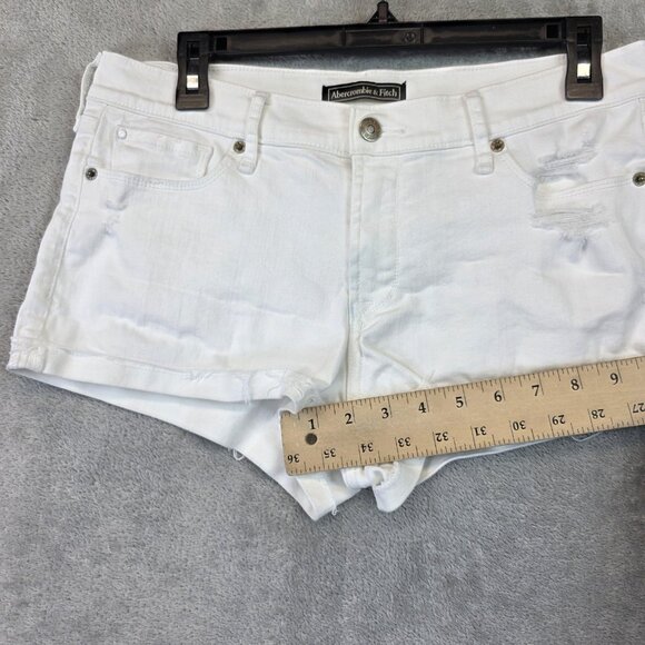 Abercrombie & Fitch Shorts Womens 29 White Denim Distressed Frayed Hem Cuffed - Picture 4 of 12